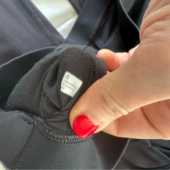 Lululemon Peloton Leggings and Bra Set Worn maybe Twice Size 8 - Picture 4 of 6